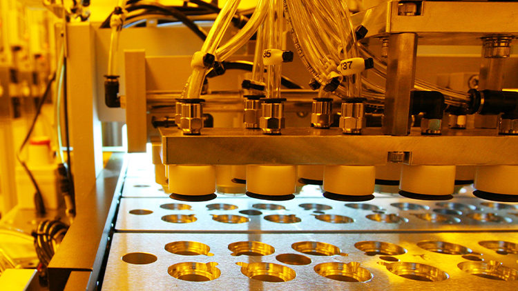 コンタクトレンズ工場 説明画像3