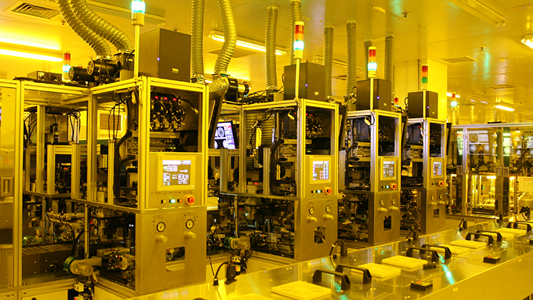 コンタクトレンズ工場 説明画像4